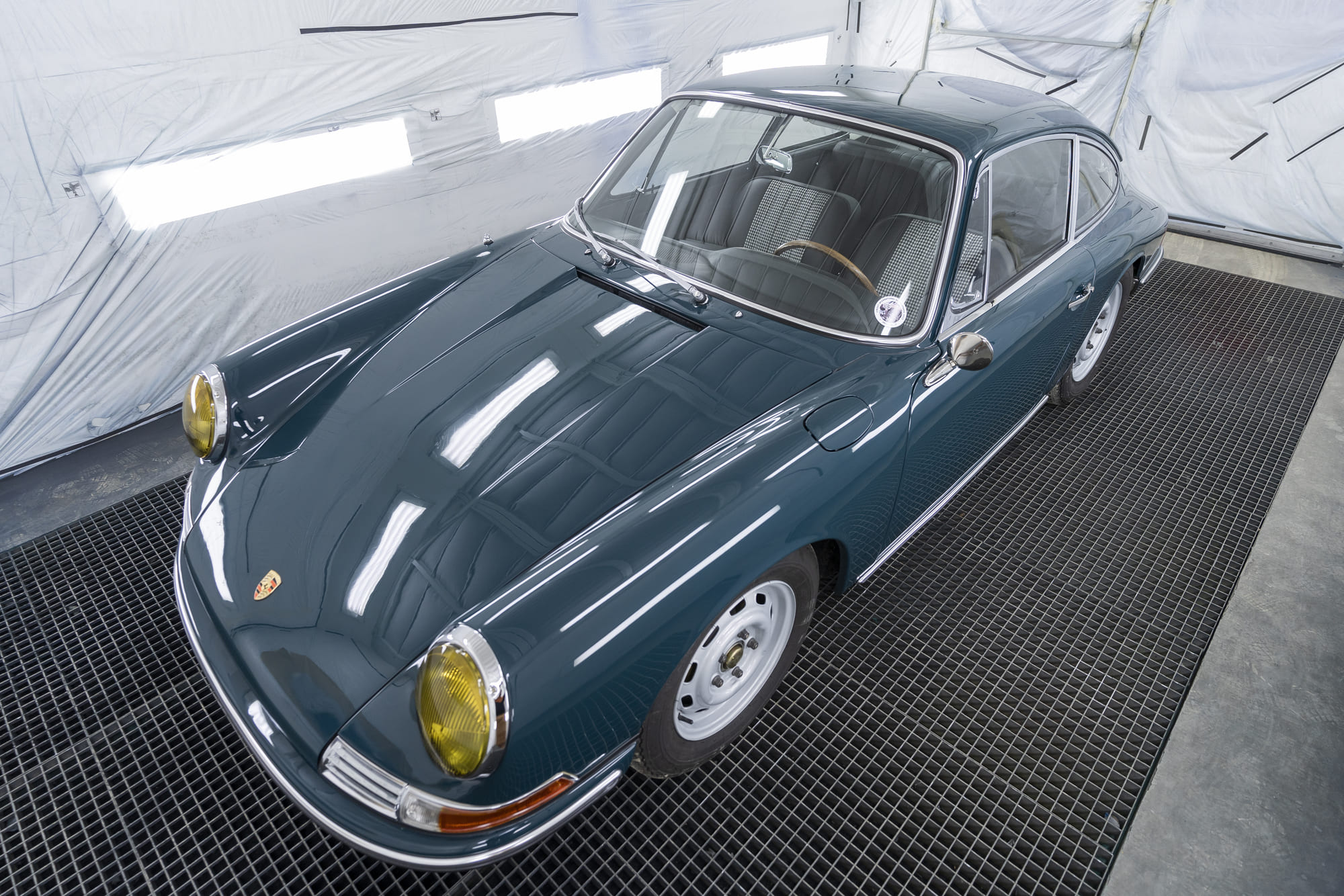 Porsche-911-2,0-S-1966 (35)