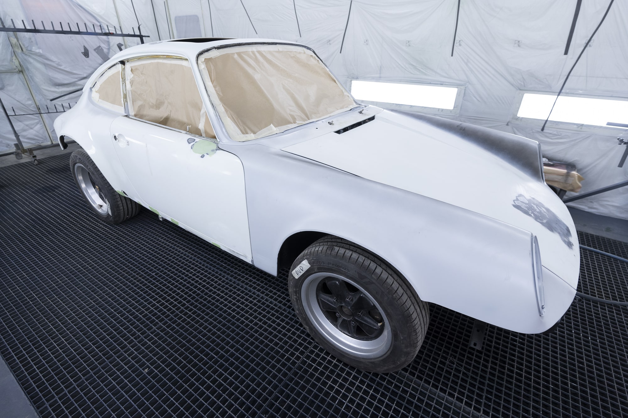 restauration-porsche-911-3l-rs-1980 (31)