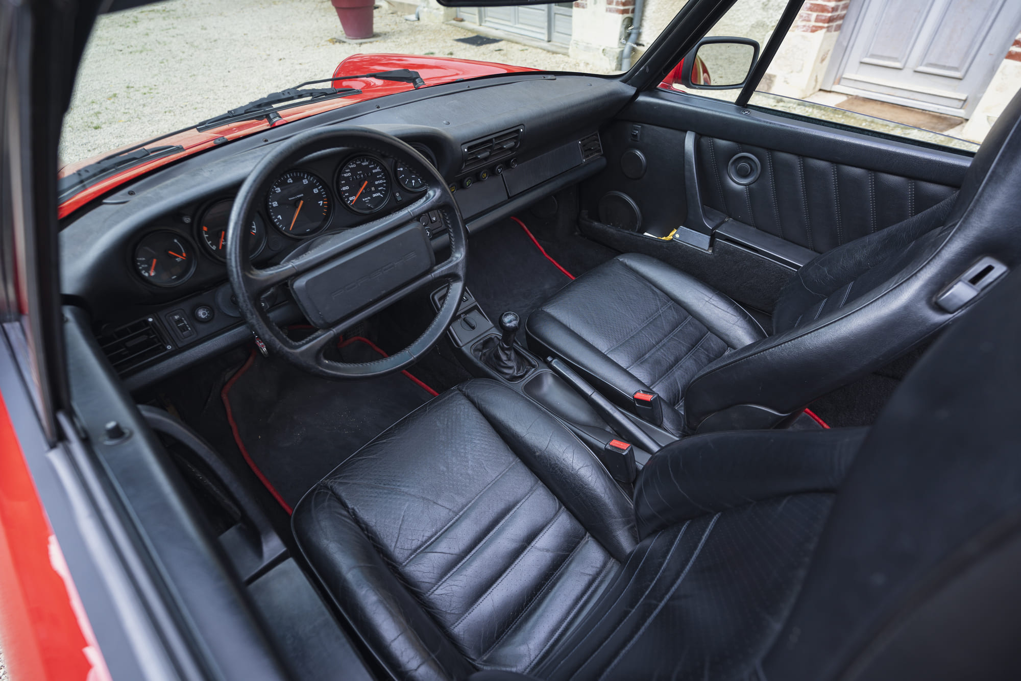 Porsche-964-1990-atelier-gobin (12)