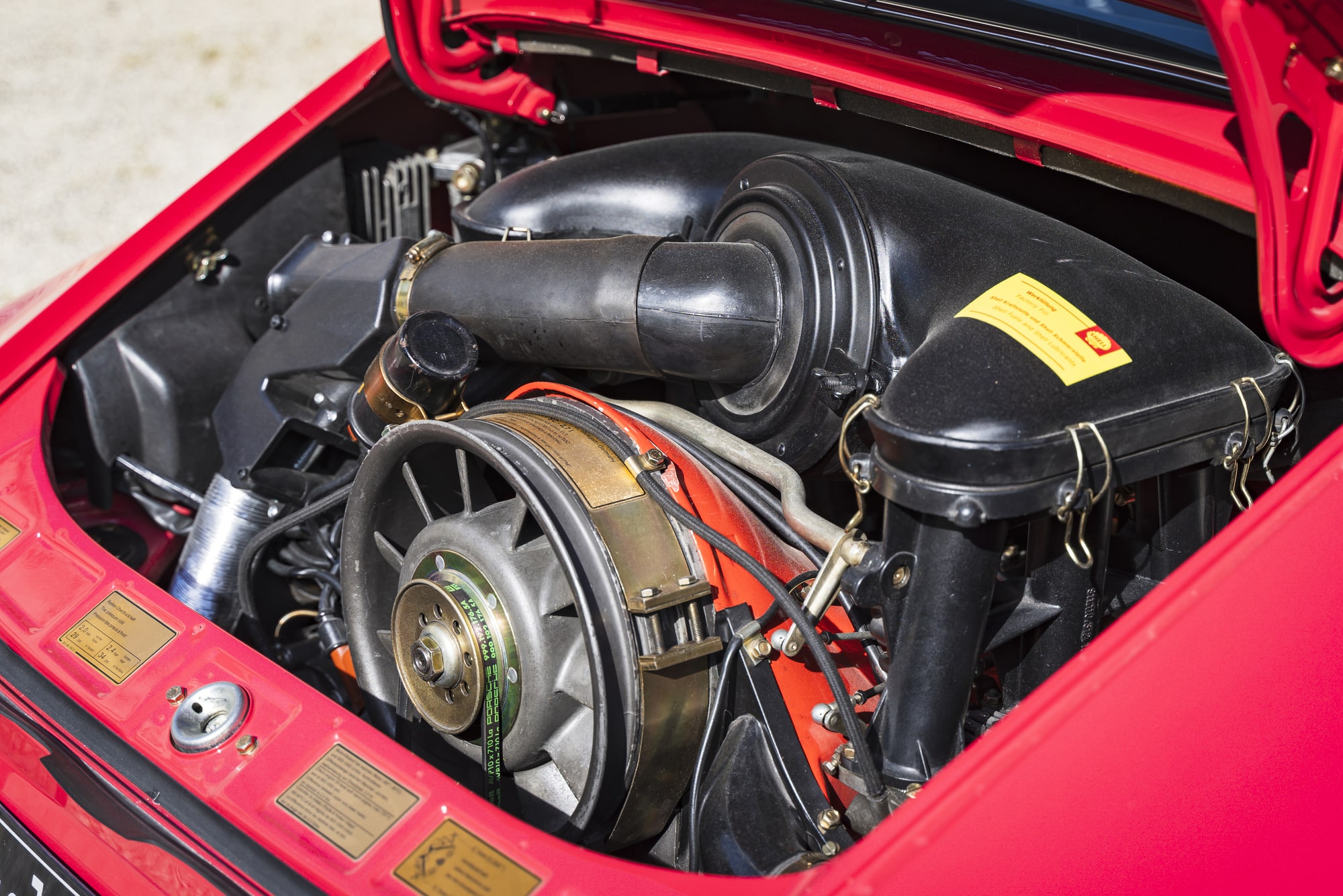Porsche-911-2 (4)-min