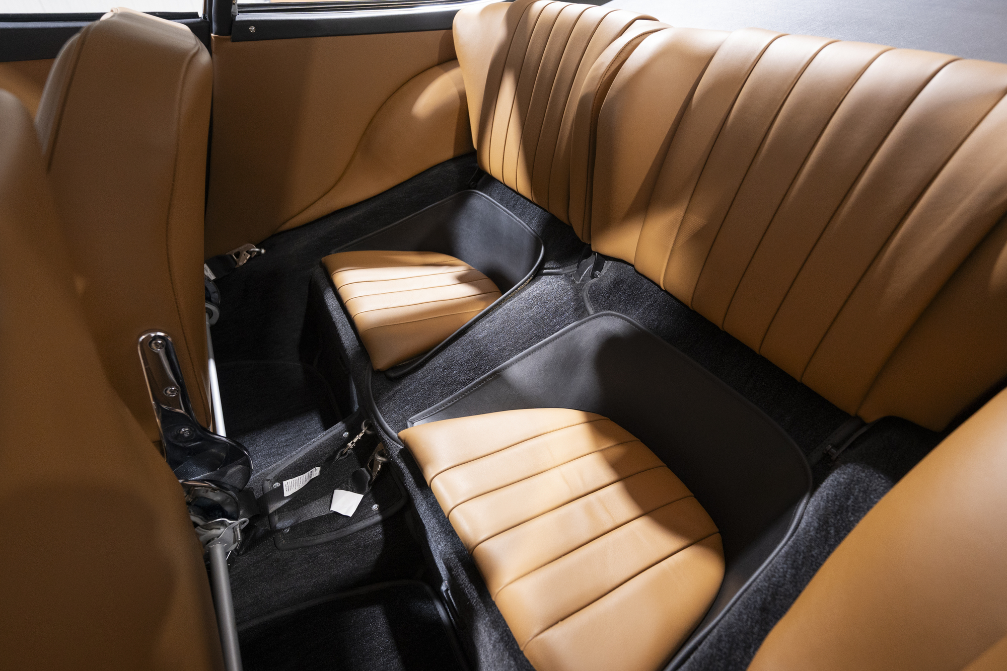 Porsche 911-SWB-1965 Irish-Green (11)