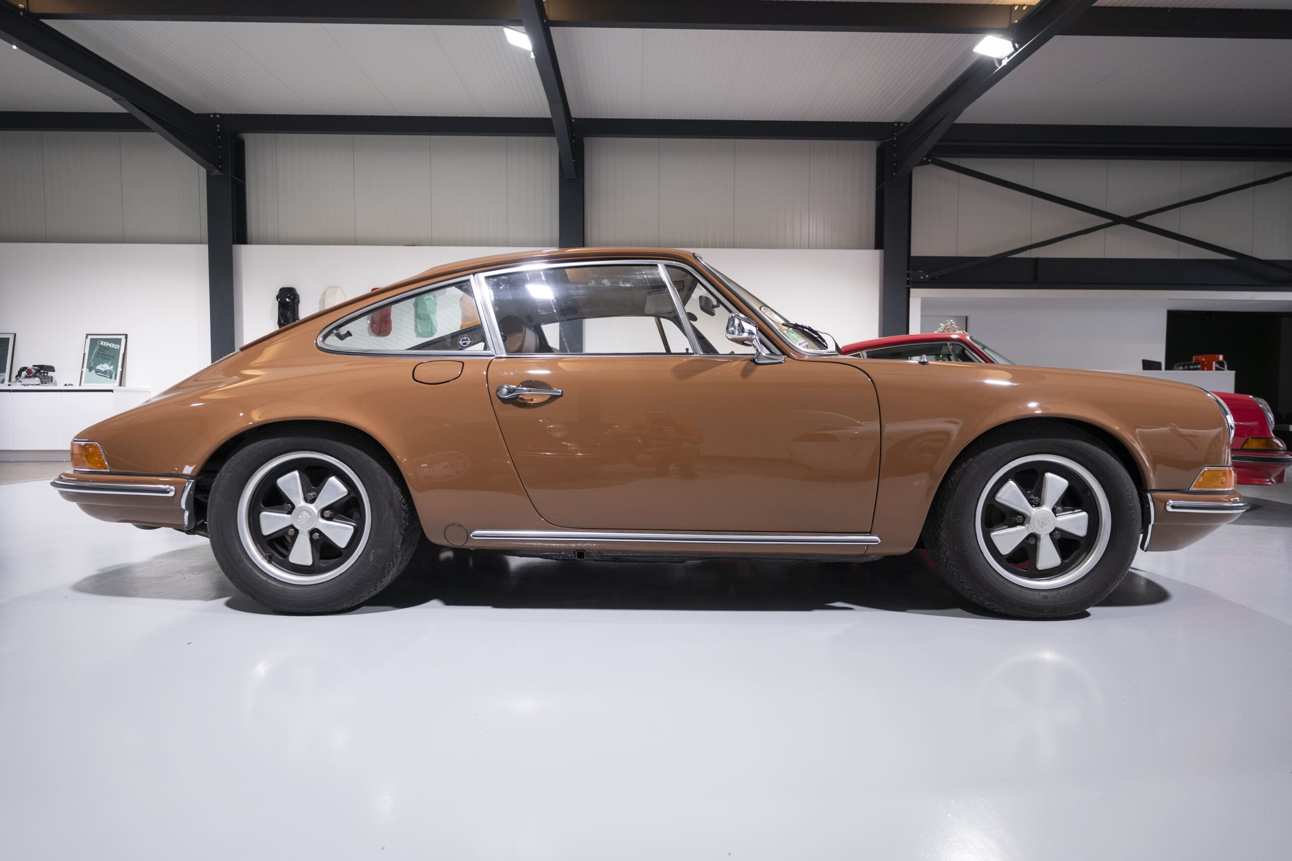 Porsche-911-TE-1972-Sepia-Brown (11)