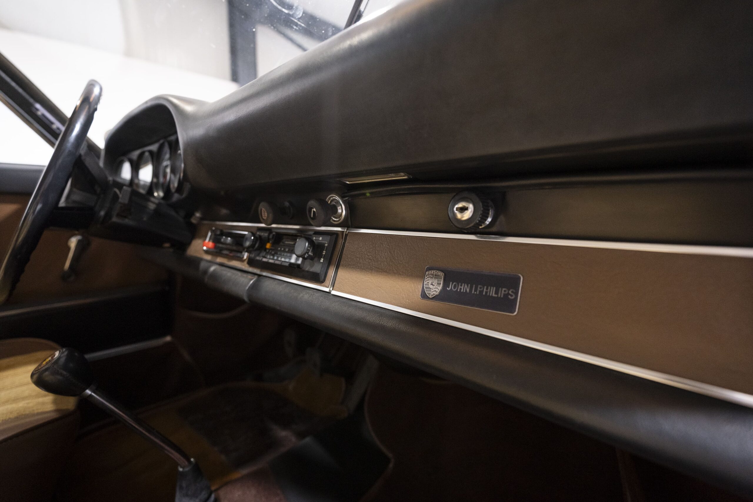 Porsche-911-TE-1972-Sepia-Brown (27)