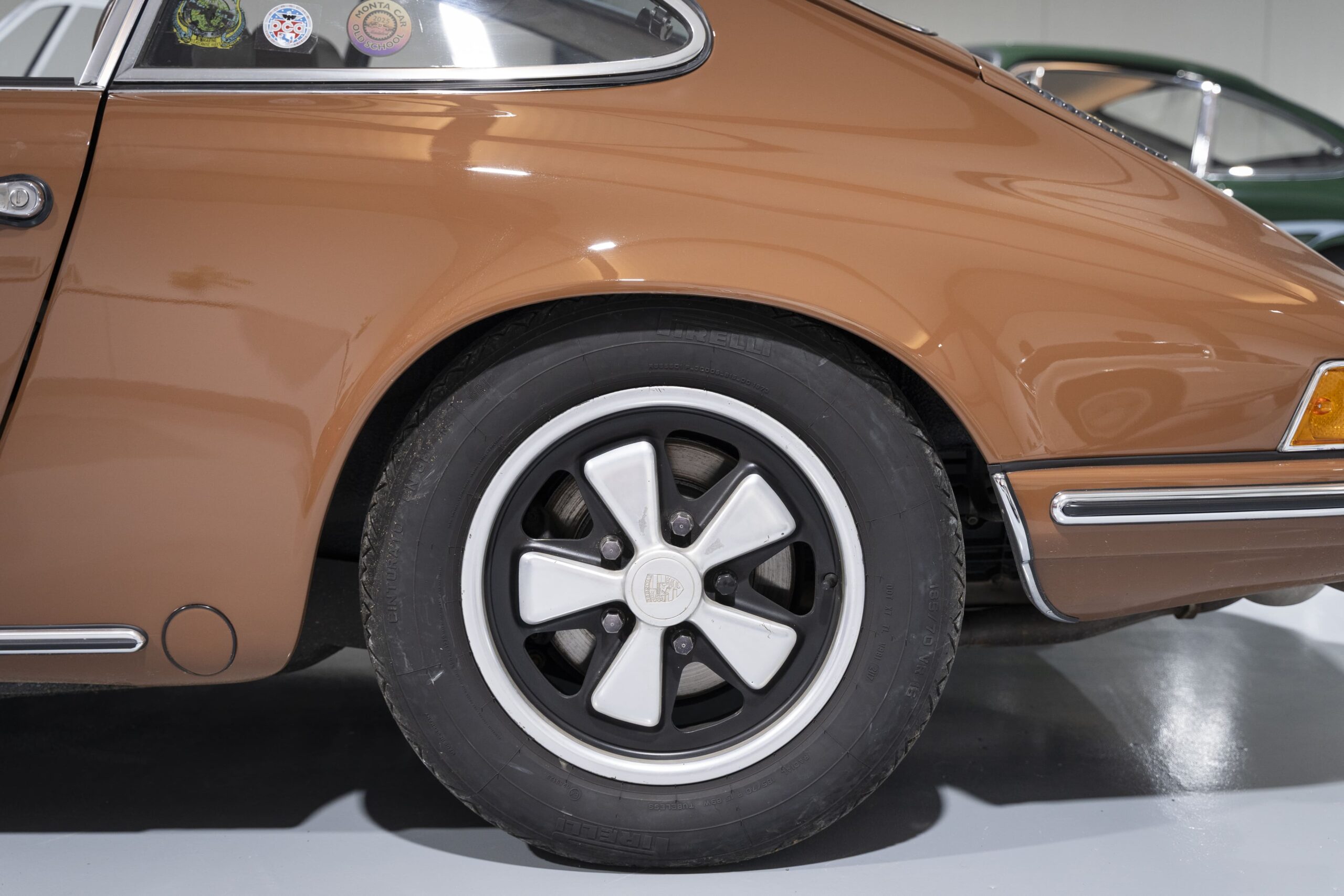Porsche-911-TE-1972-Sepia-Brown (40)