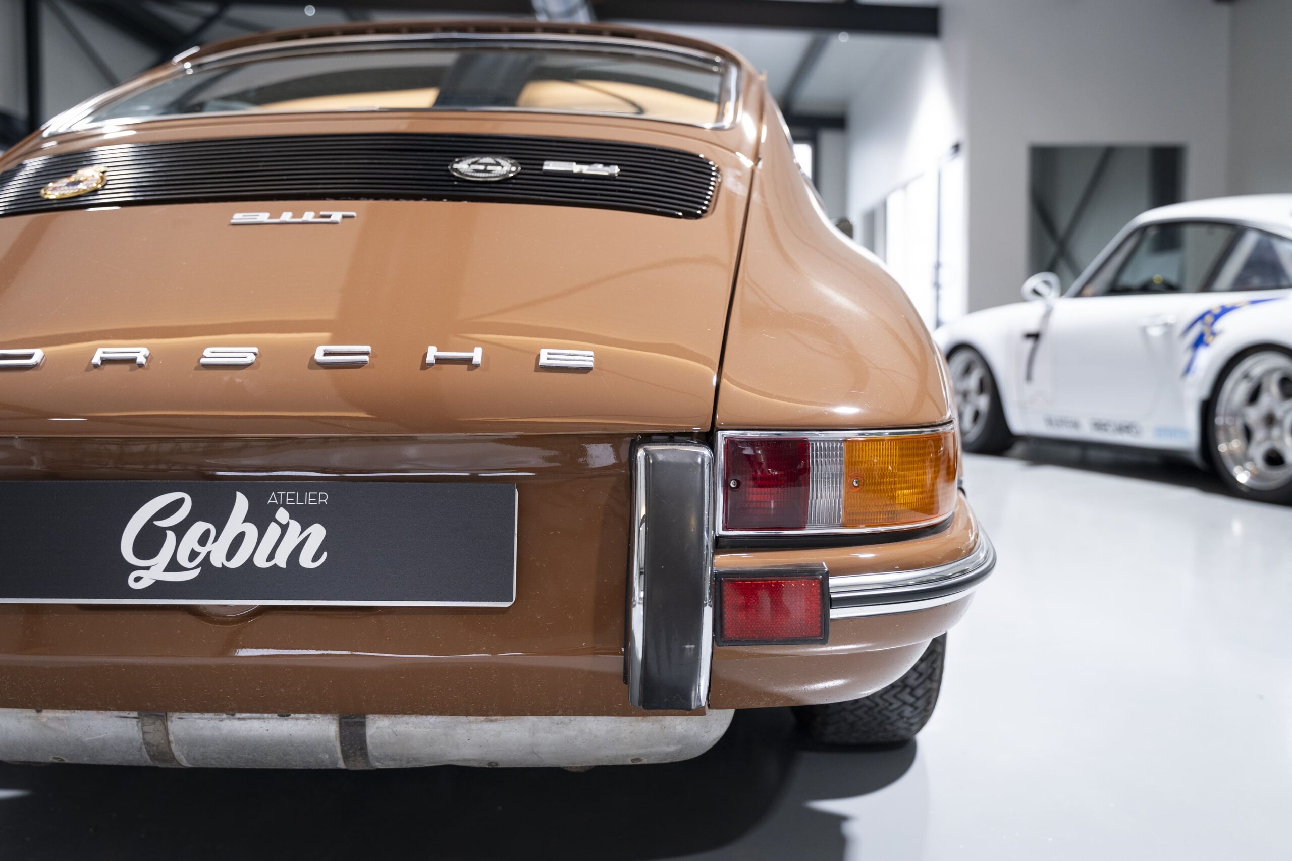 Porsche-911-TE-1972-Sepia-Brown (44)