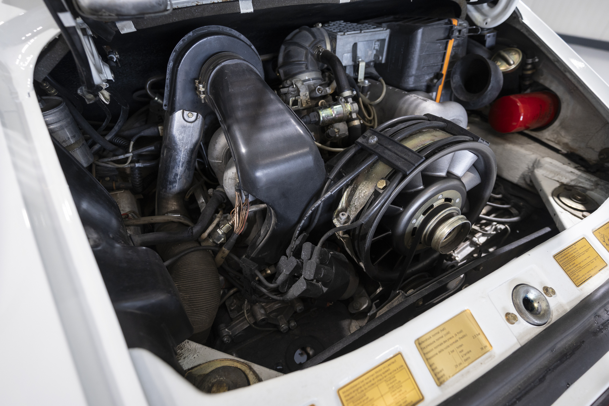 Porsche-911-targa-1985 (25)