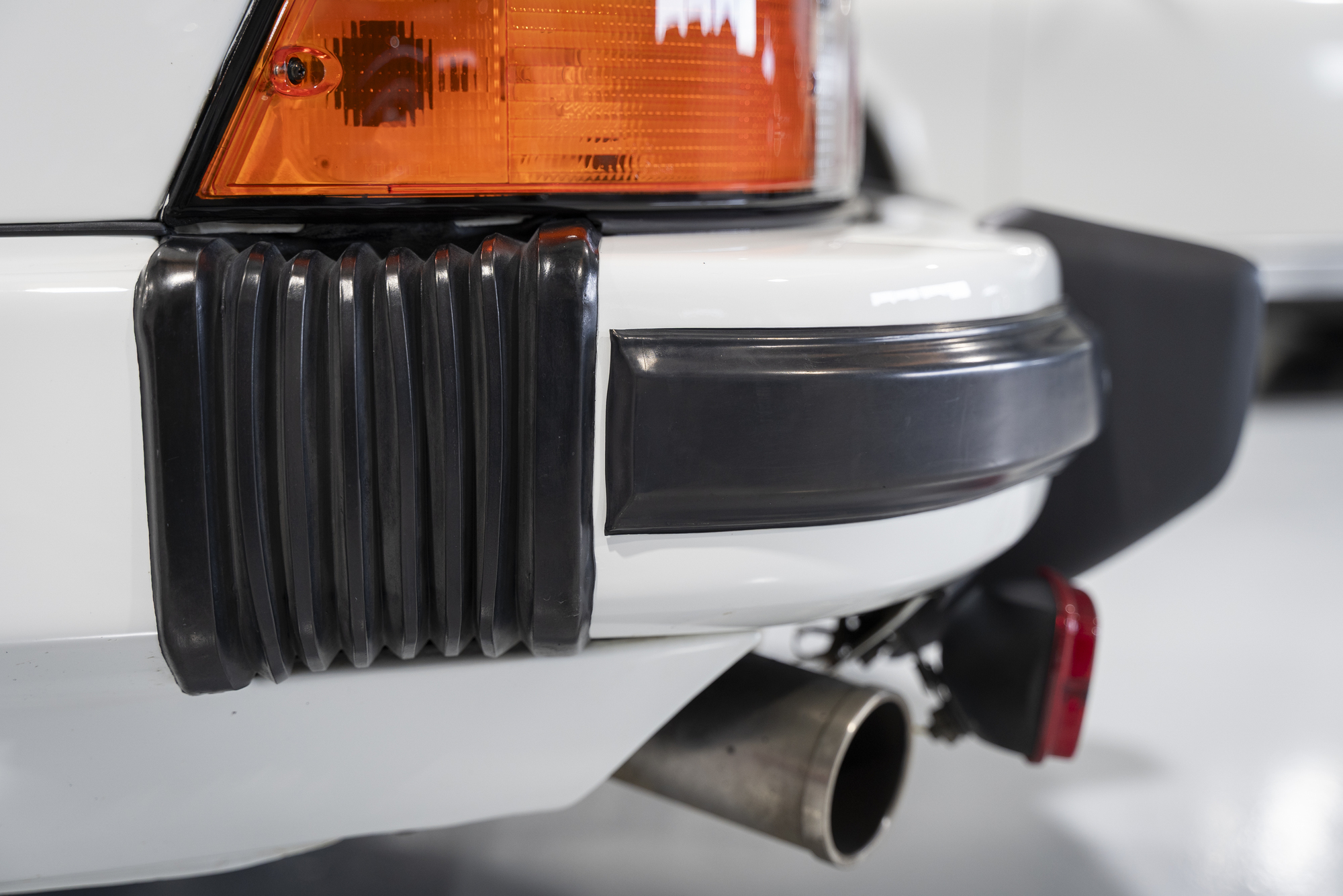 Porsche-911-targa-1985 (35)