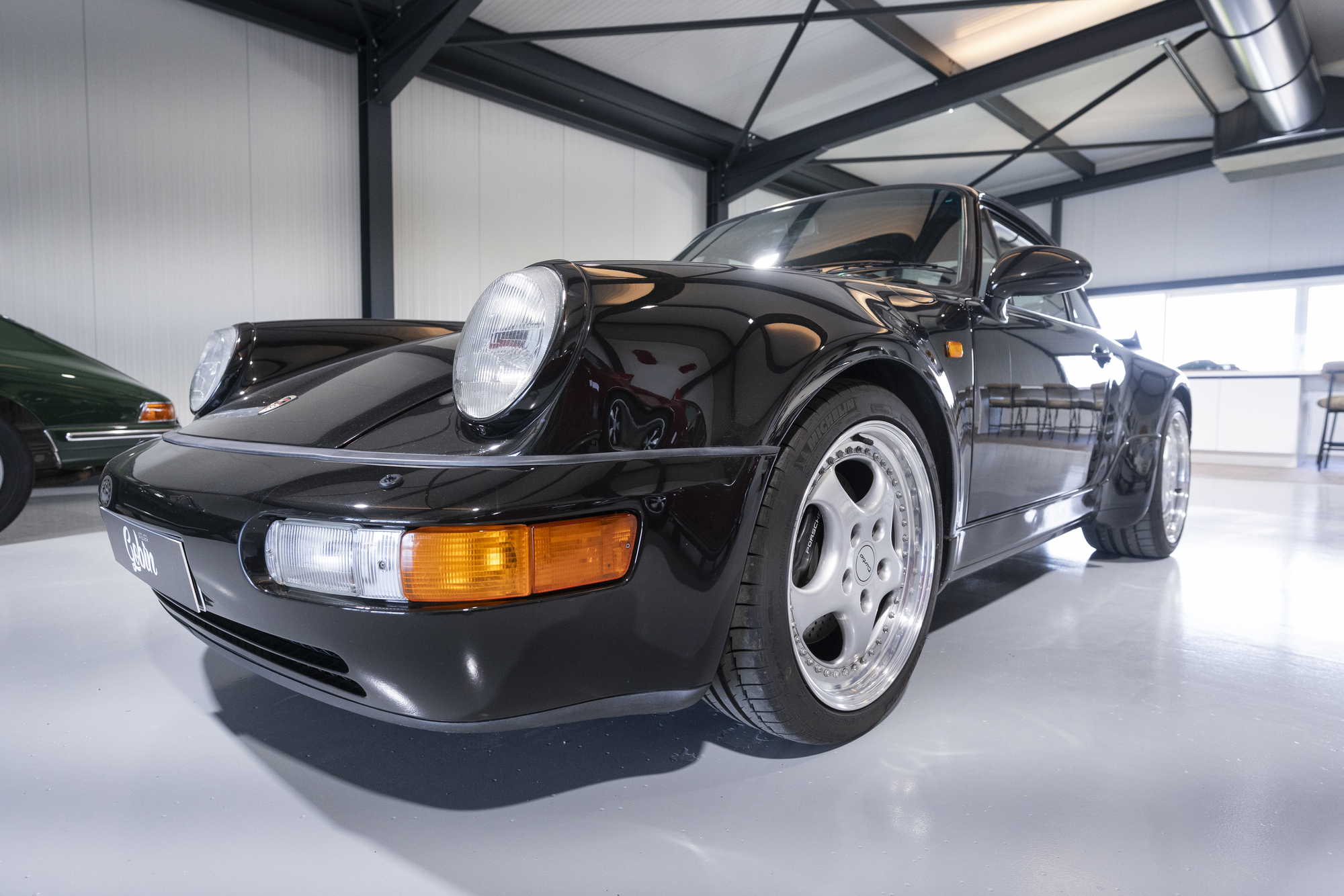 Porsche-964-Turbo (11)
