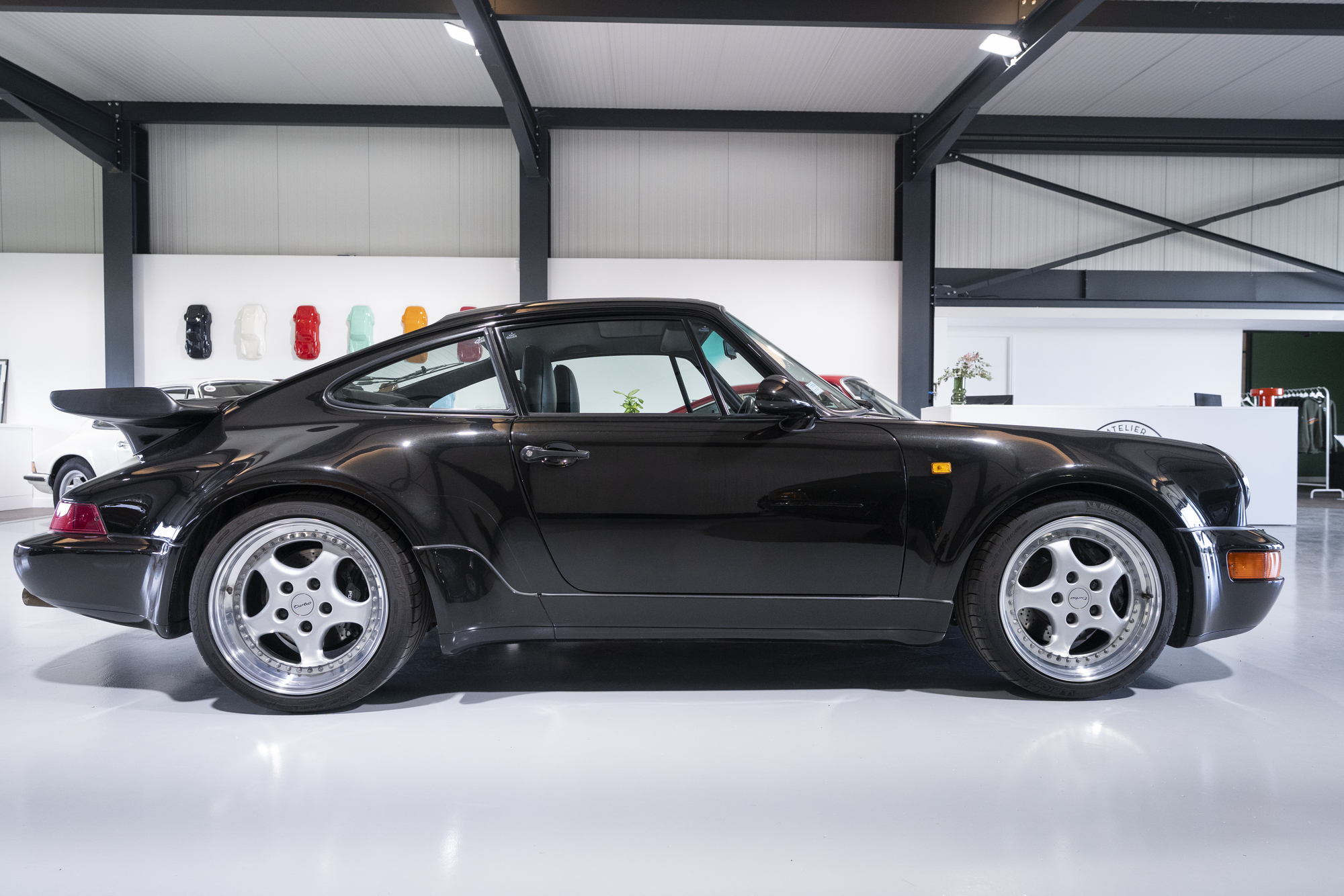 Porsche-964-Turbo (17)