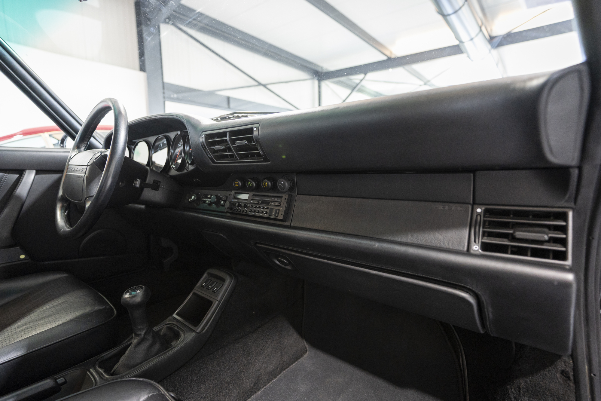 Porsche-964-Turbo (31)