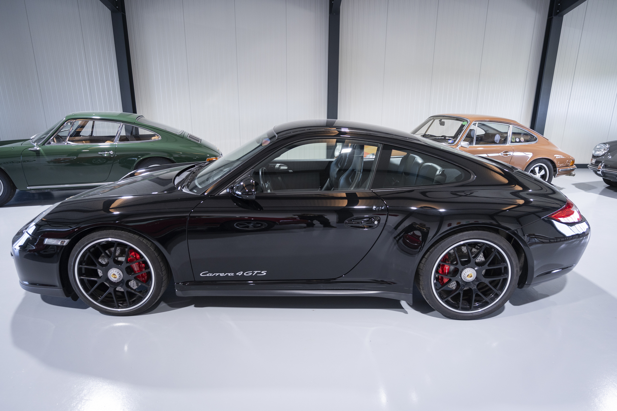 Porsche-997-Carrera-4-GTS-2011 (1)