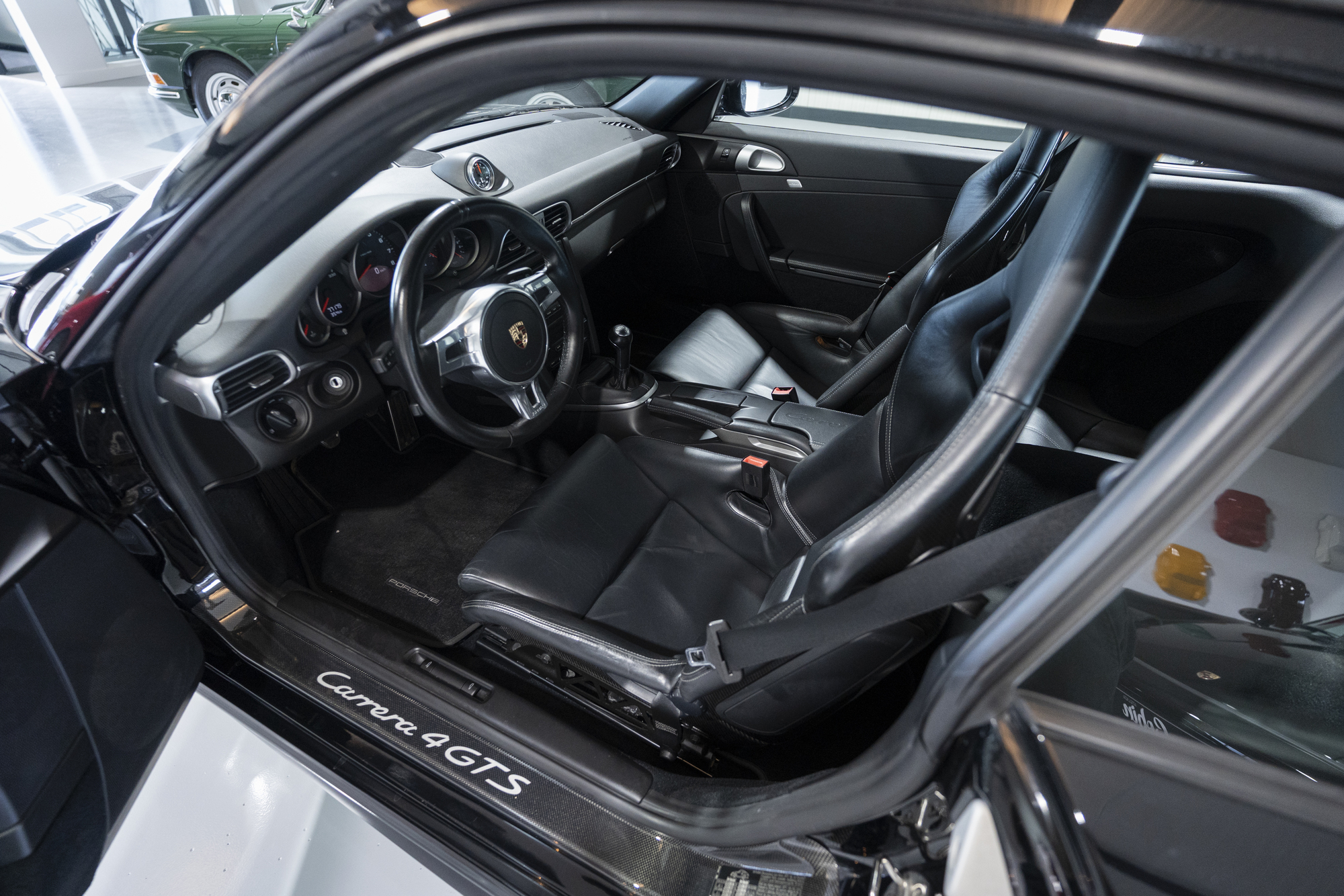 Porsche-997-Carrera-4-GTS-2011 (17)