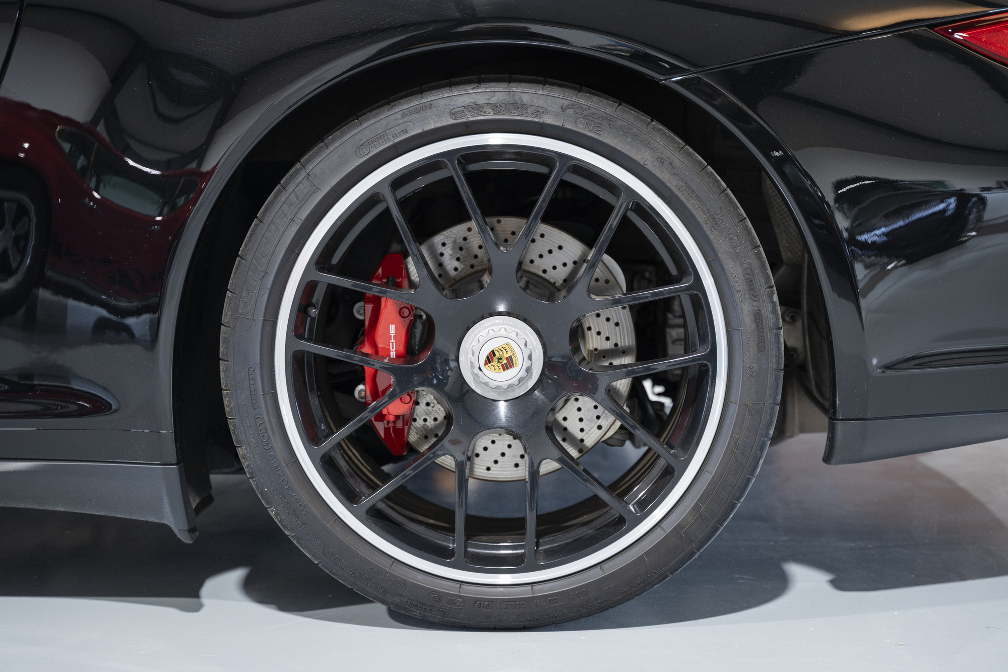 Porsche-997-Carrera-4-GTS-2011 (29)