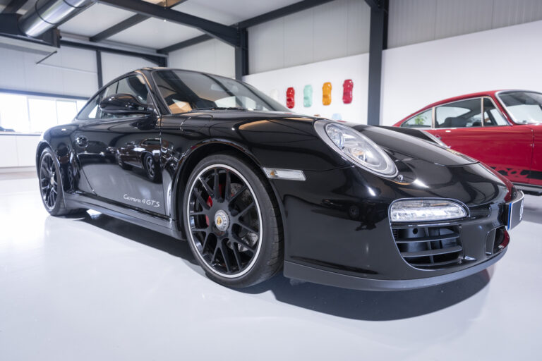 Porsche 997 Carrera 4 GTS 2011