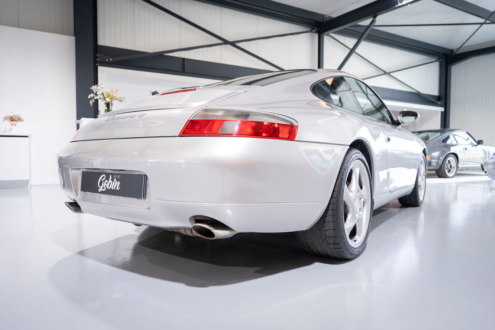 Porsche-996-Carrera-4-Coupé-2001 (11)