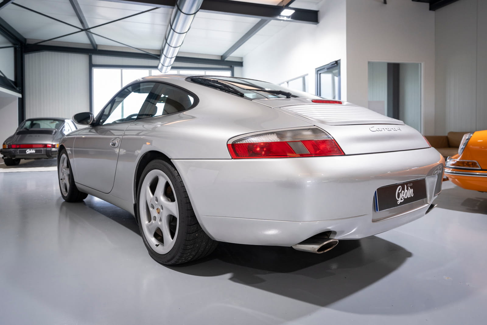 Porsche-996-Carrera-4-Coupé-2001 (15)