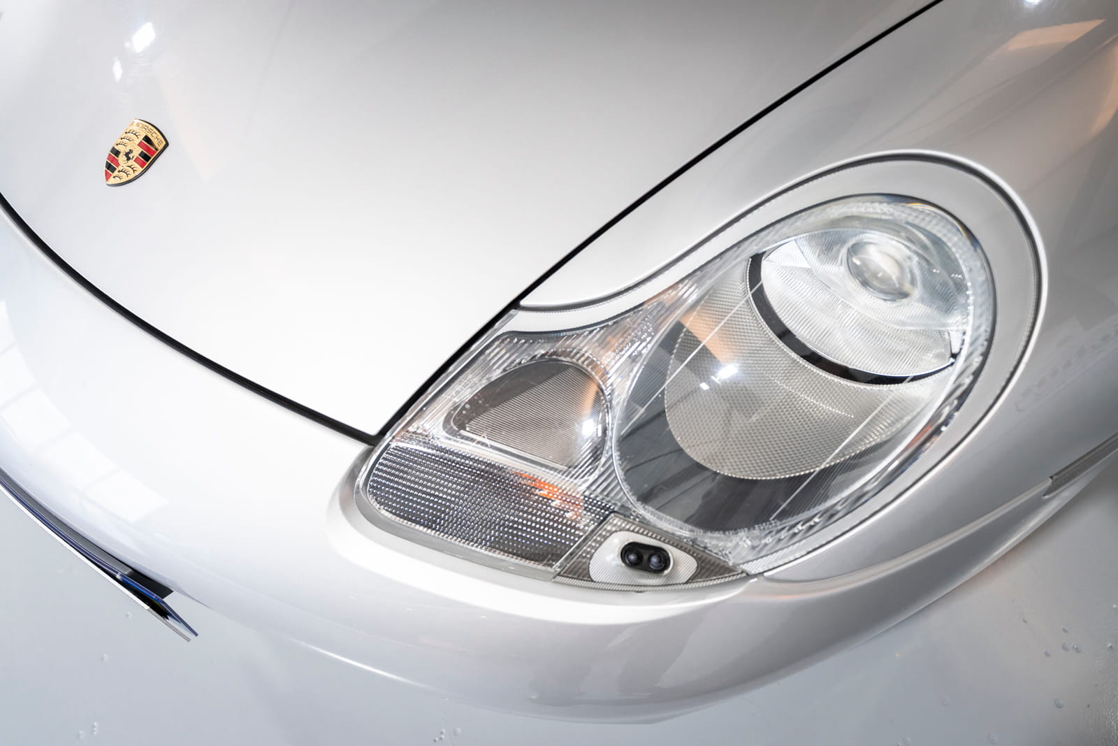 Porsche-996-Carrera-4-Coupé-2001 (17)