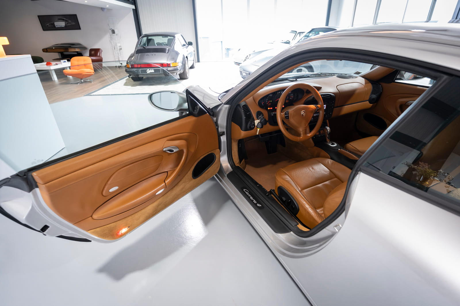 Porsche-996-Carrera-4-Coupé-2001 (25)