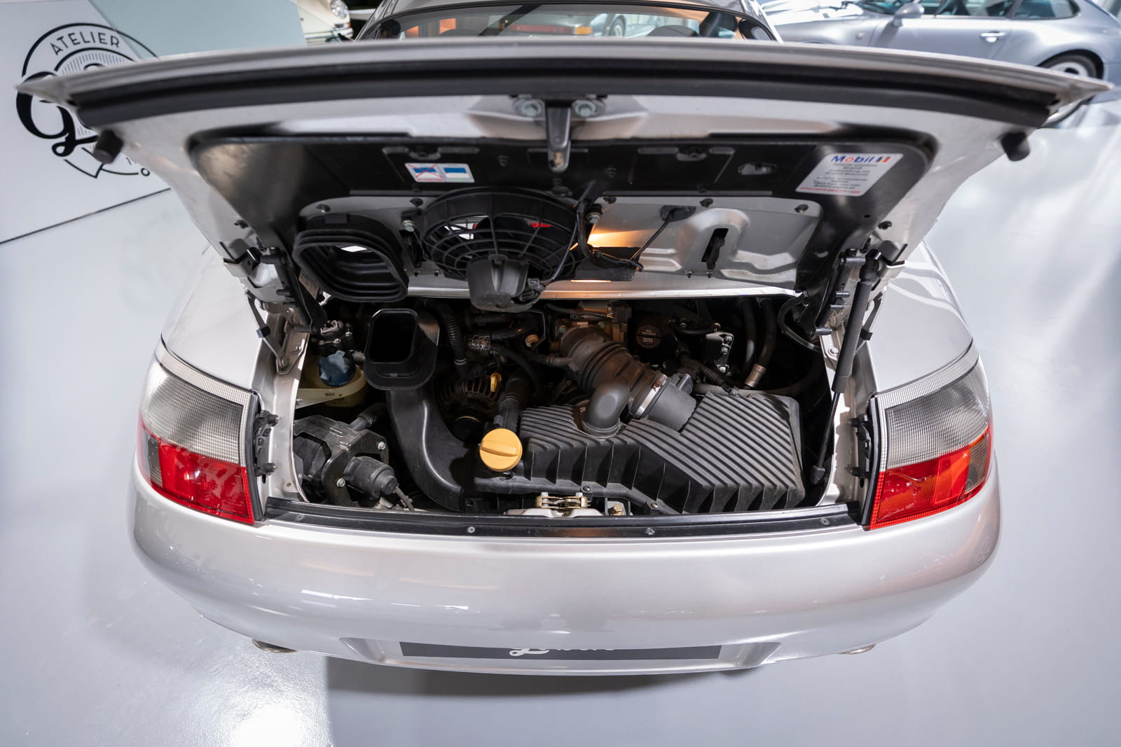 Porsche-996-Carrera-4-Coupé-2001 (33)