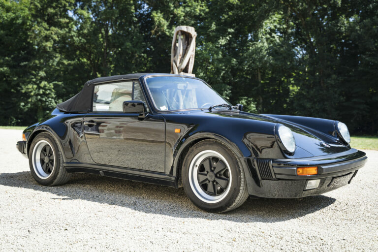 Porsche 911 3.2 Carrera Cabriolet Turbo-Look Usine
