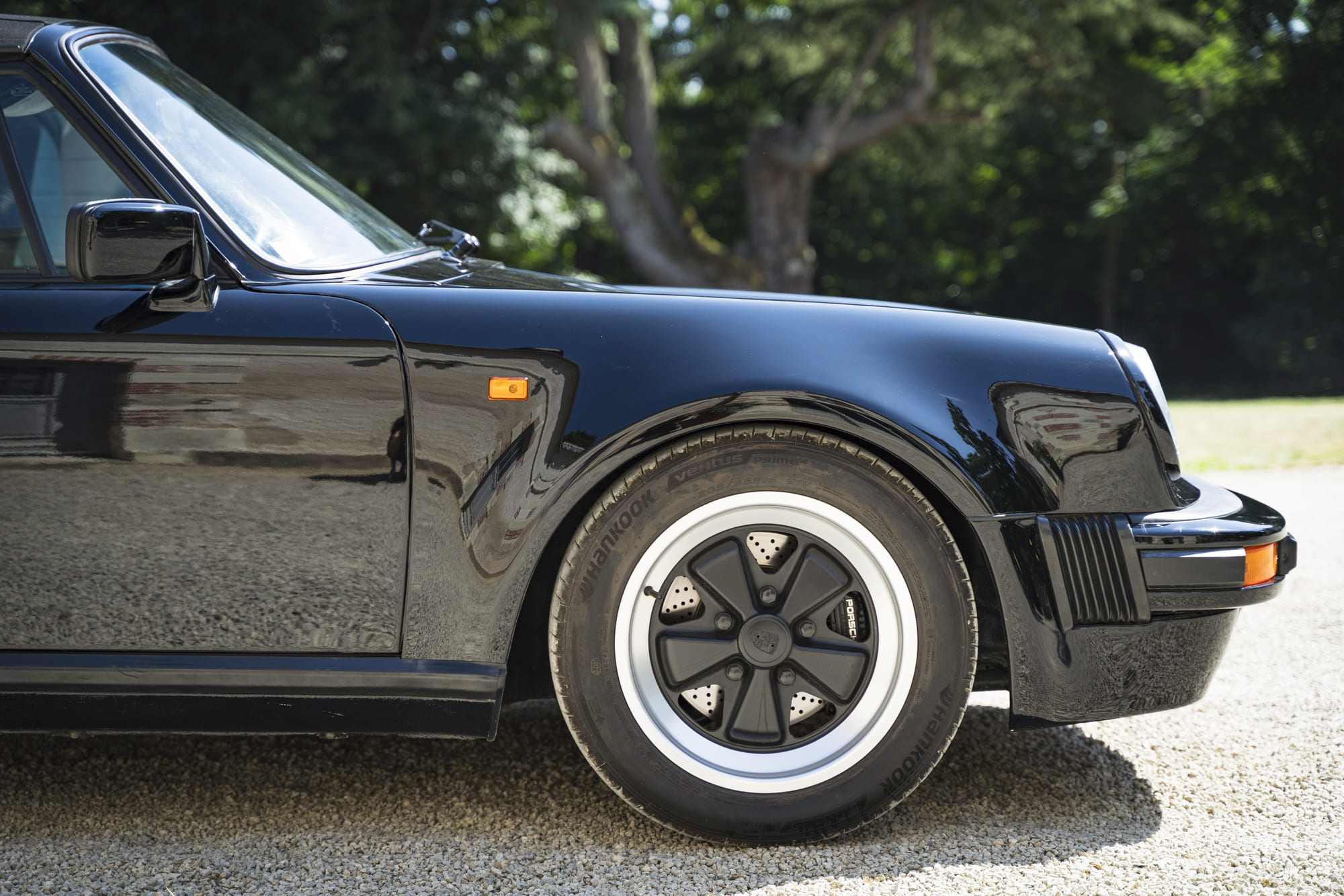Porsche-911-Carrera Cabriolet-Turbo-Look-Usine (18)