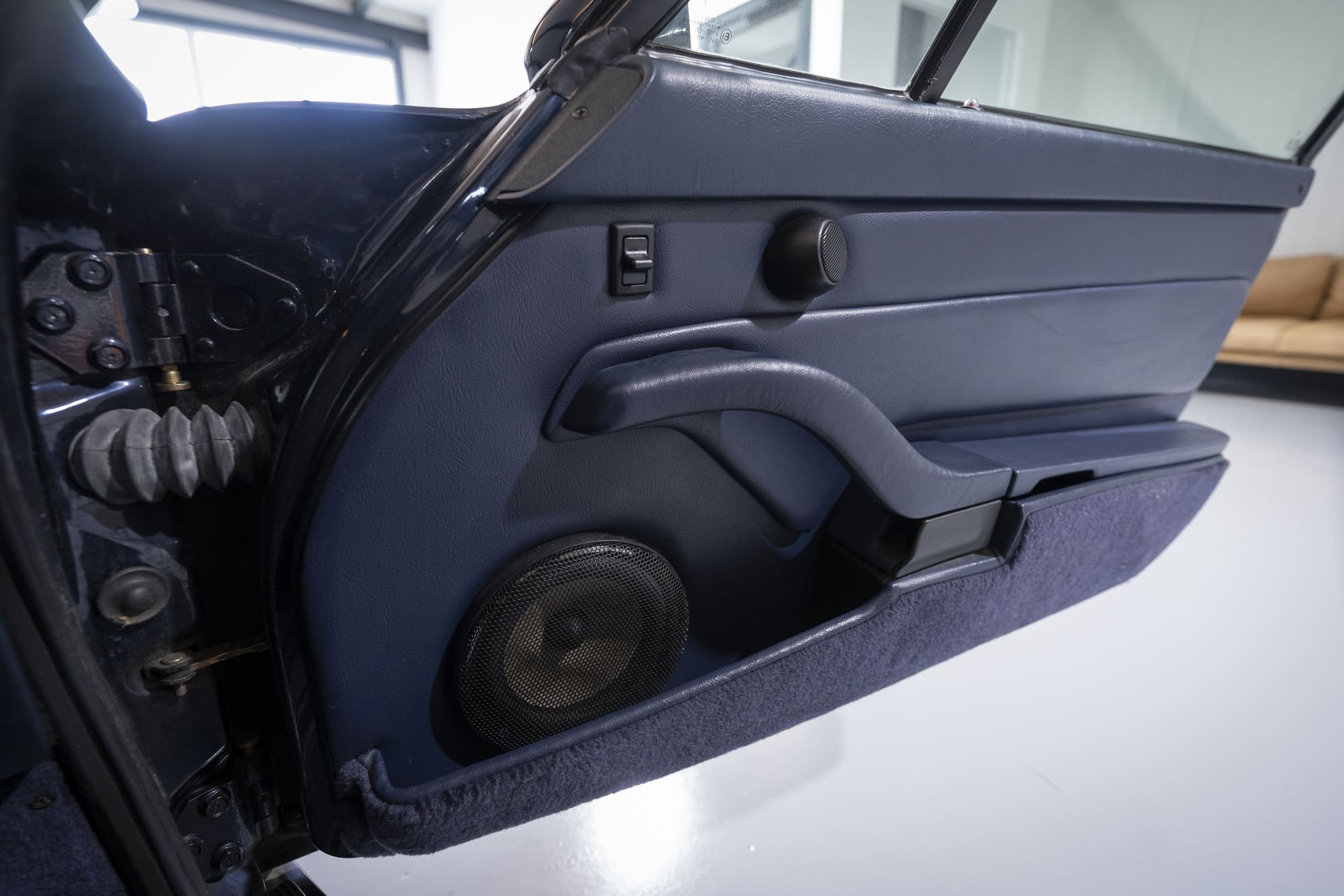 Porsche-993-Carrera-Coupé-1994 (29)
