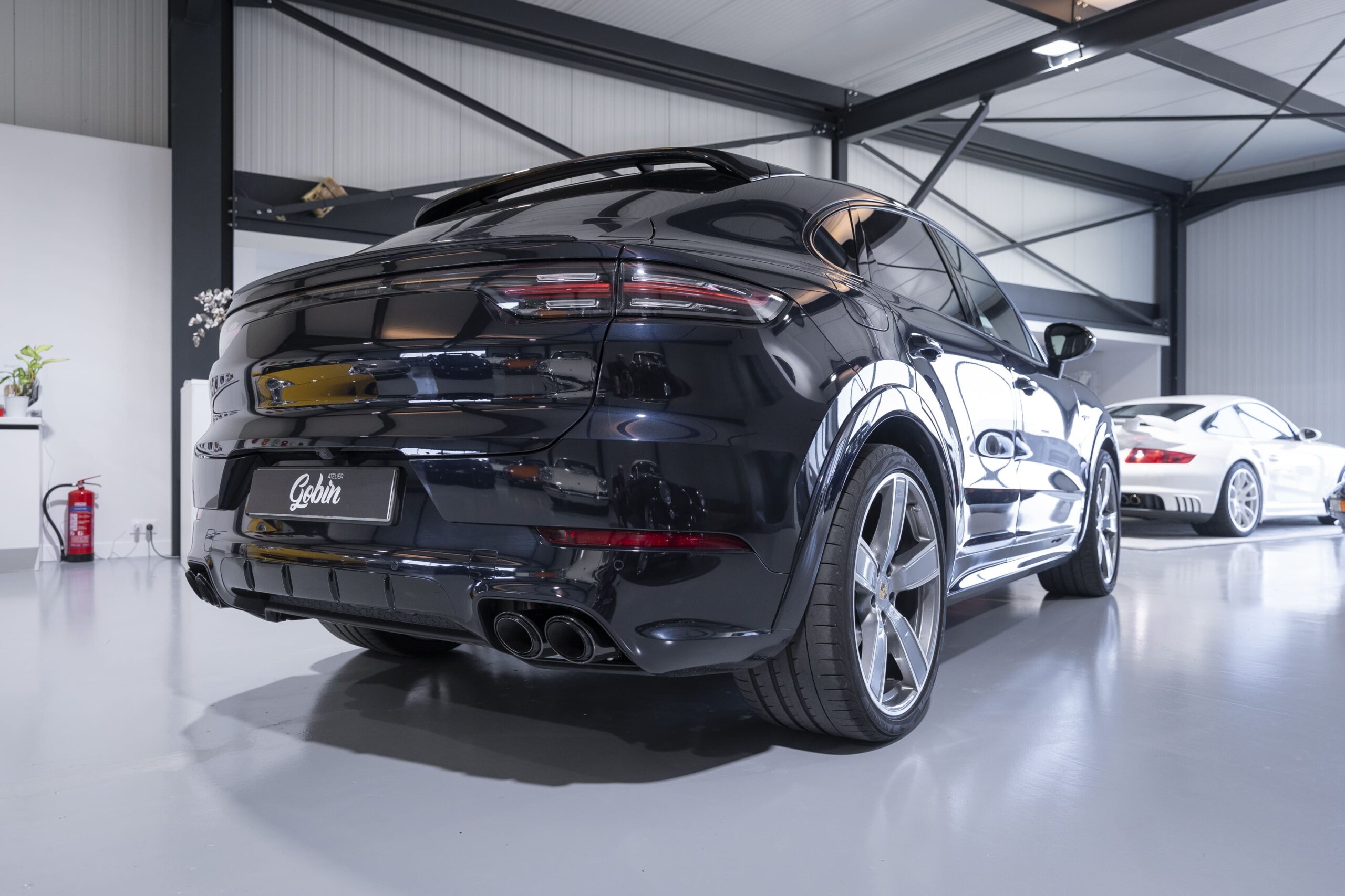 Porsche-Cayenne-Coupé-E-Hybrid-Platinum-Edition (12)