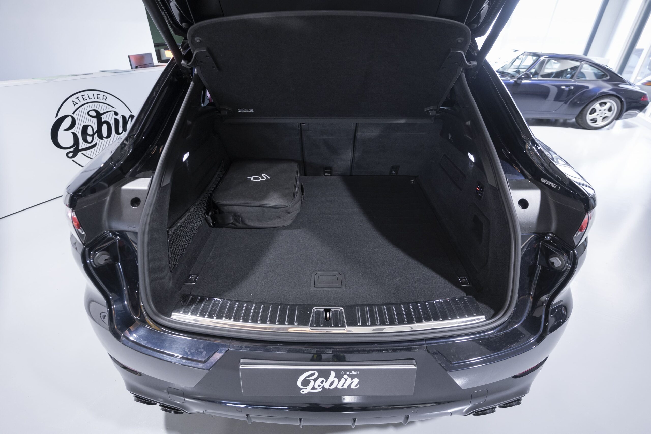 Porsche-Cayenne-Coupé-E-Hybrid-Platinum-Edition (21)