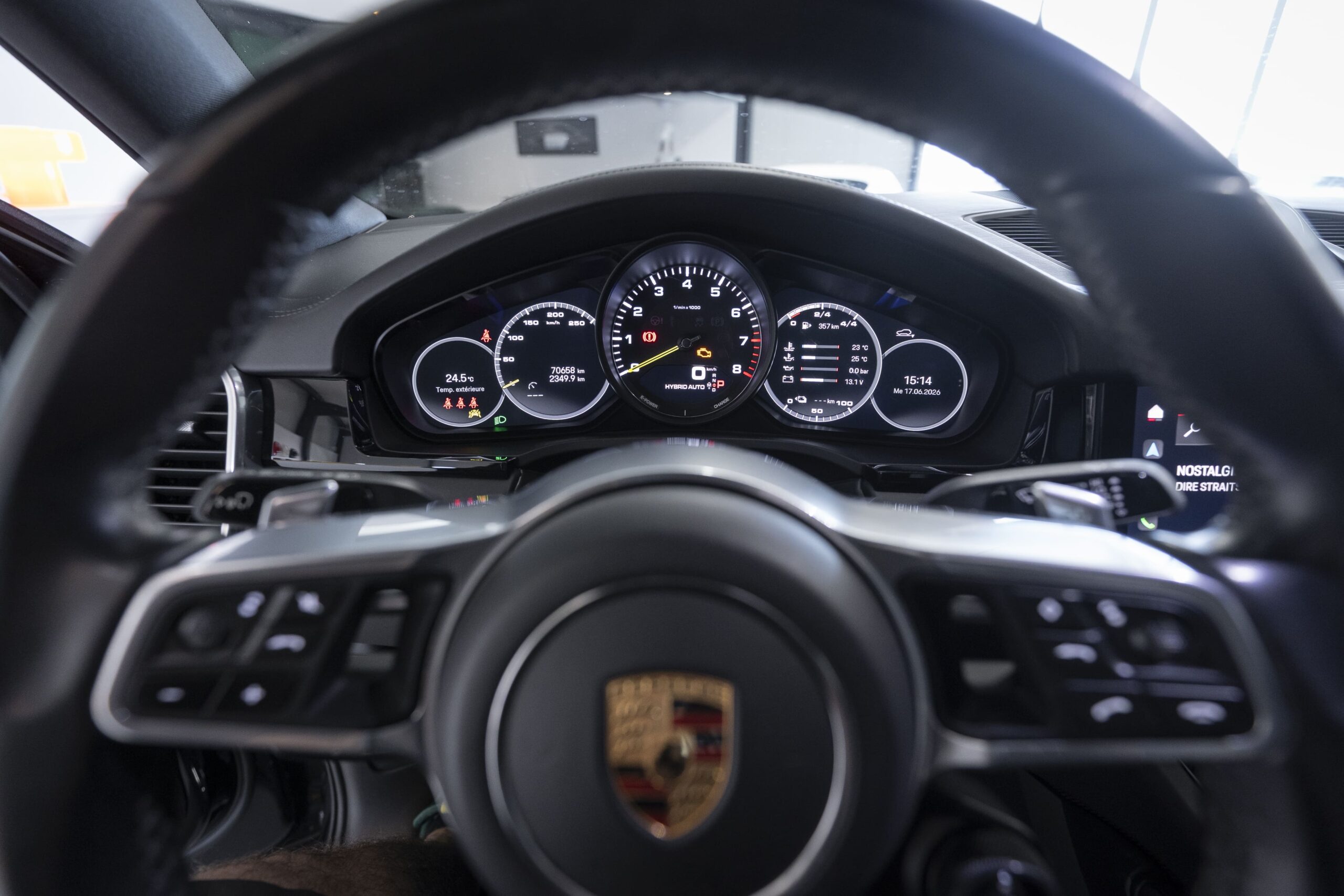 Porsche-Cayenne-Coupé-E-Hybrid-Platinum-Edition (23)