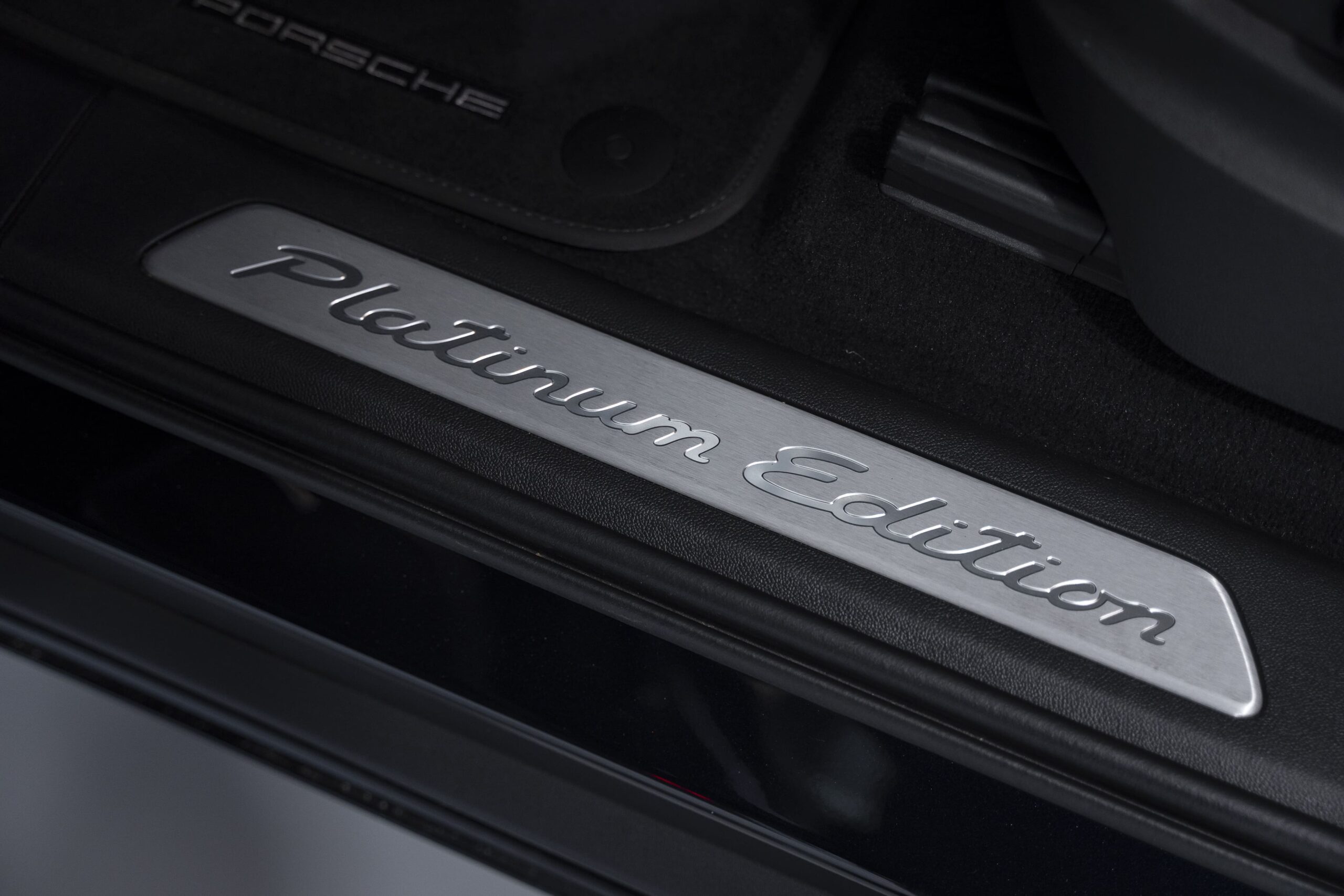 Porsche-Cayenne-Coupé-E-Hybrid-Platinum-Edition (37)