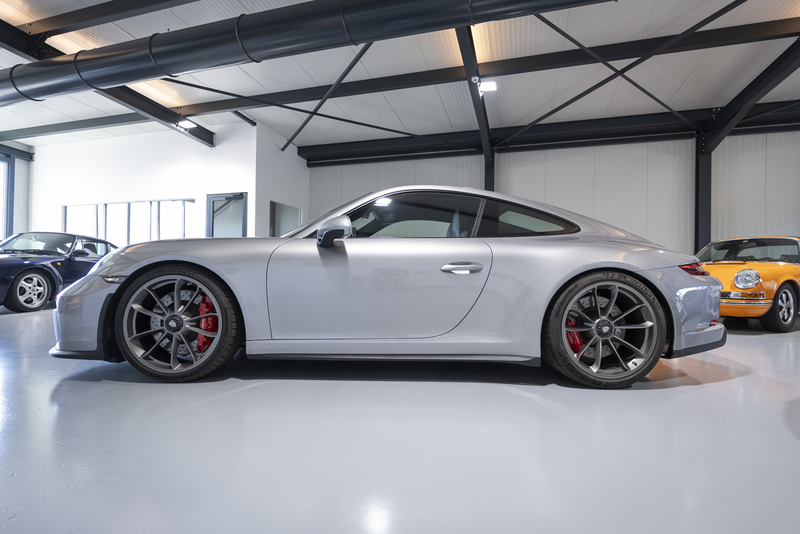 Porsche-991-GT3-Touring (2)