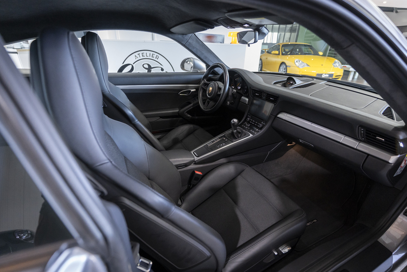 Porsche-991-GT3-Touring (23)
