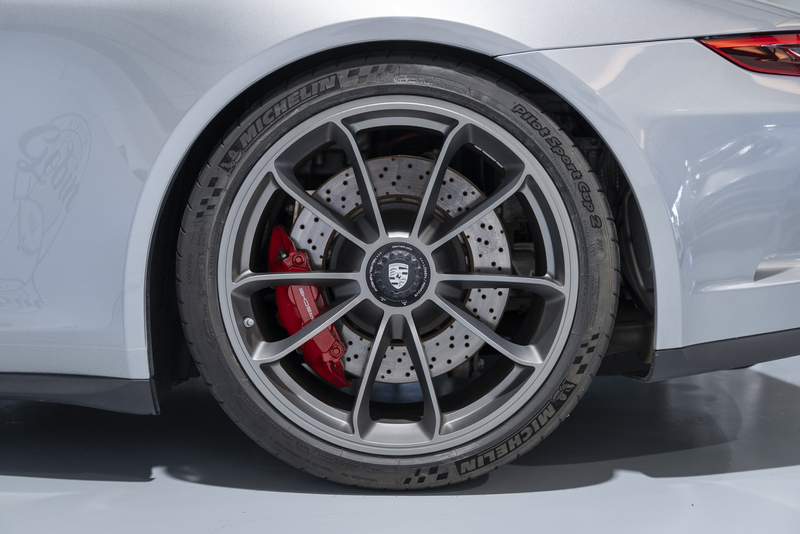 Porsche-991-GT3-Touring (35)