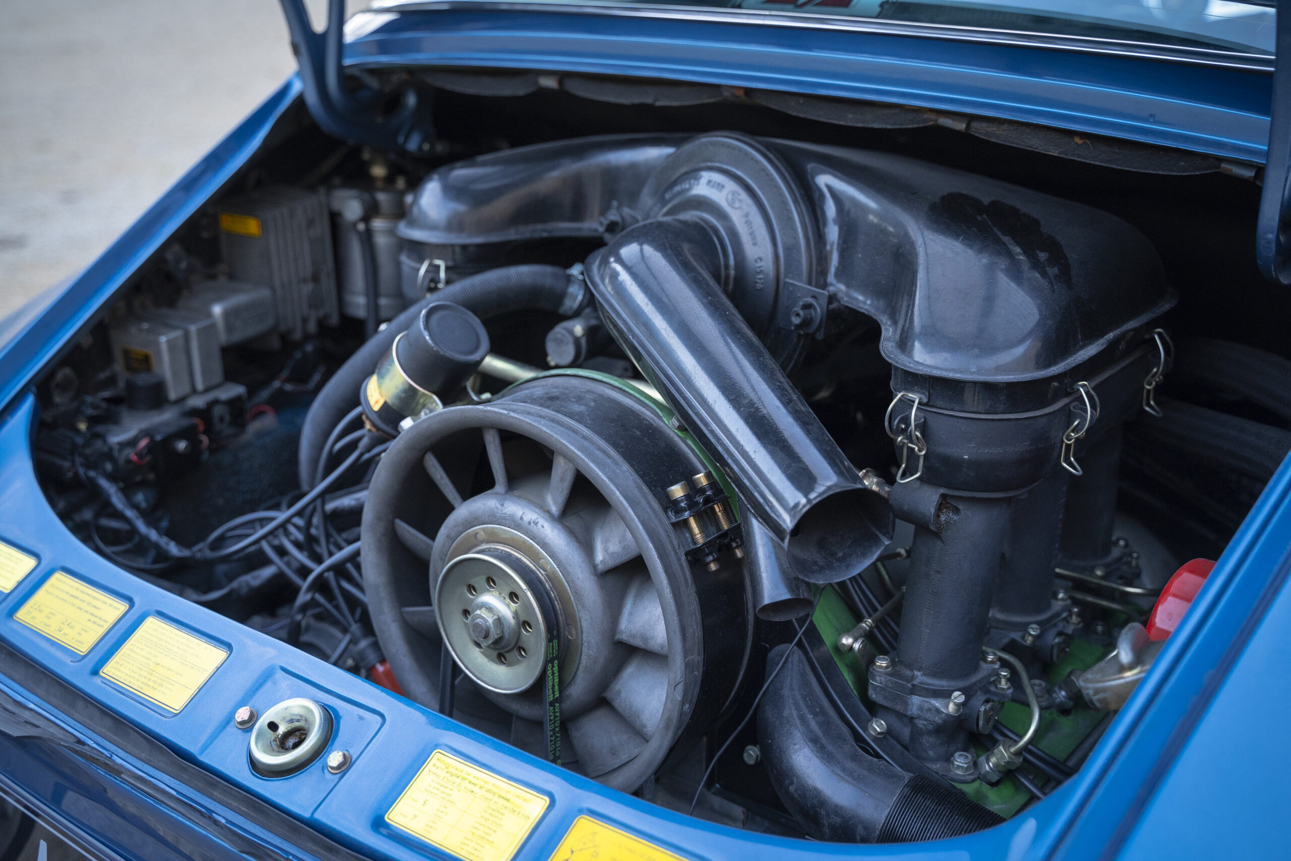 Porche-911-Targa (14)