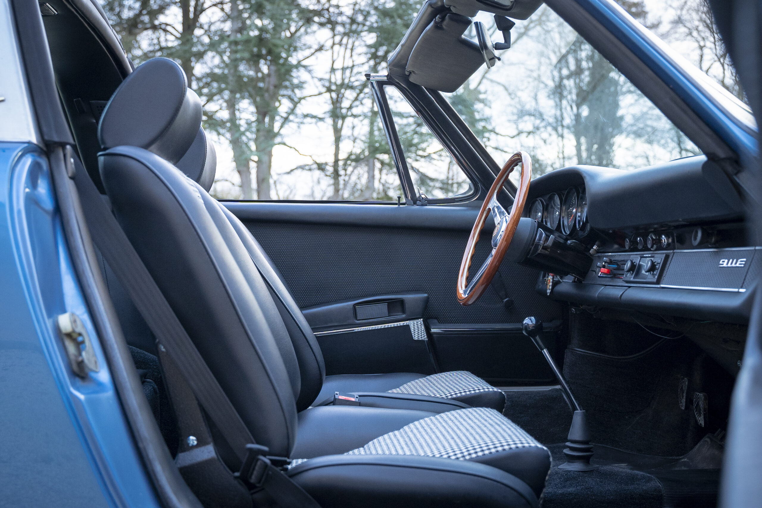 Porche-911-Targa (28)