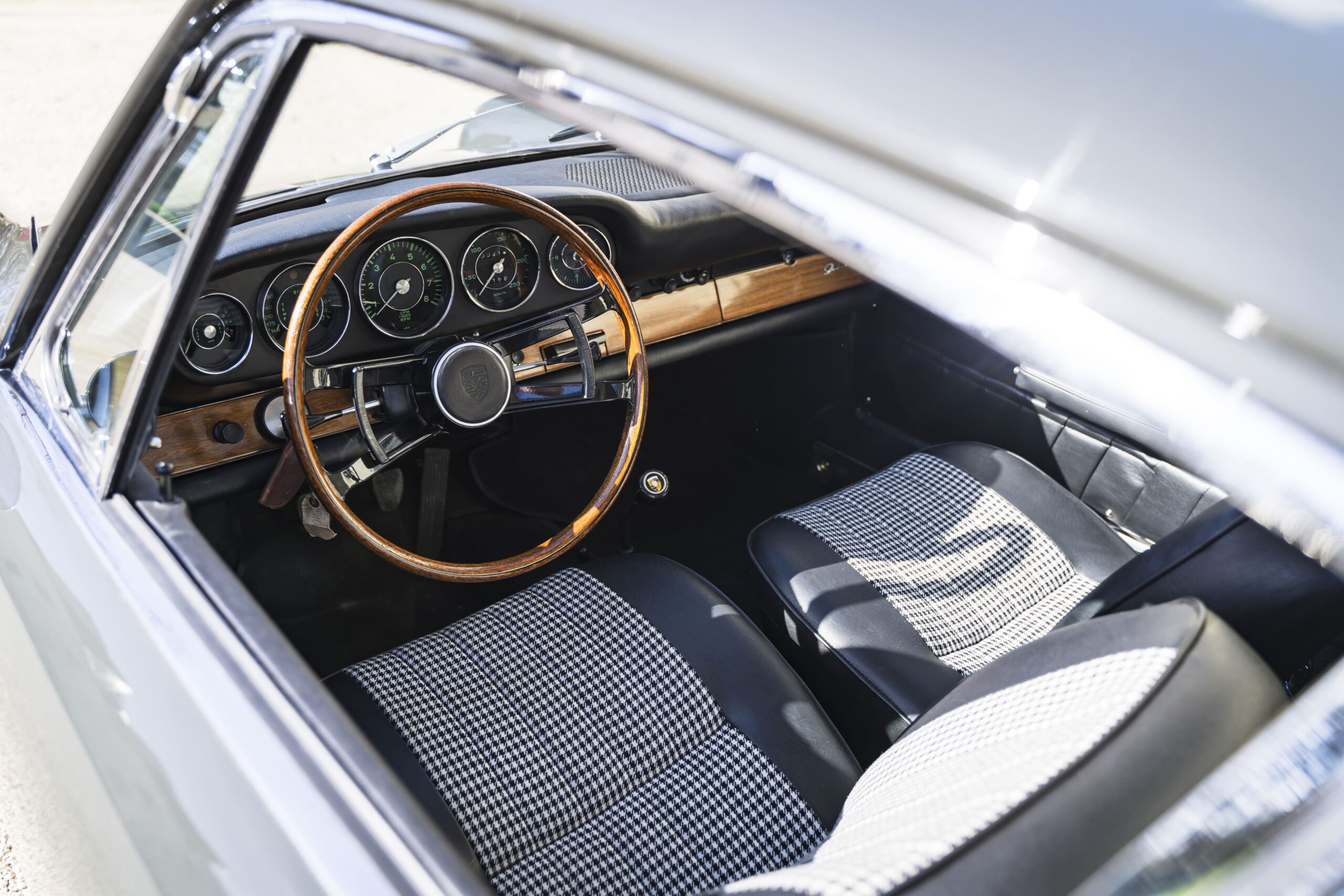 Porsche-911-2.0 SWB-1965-Slate-Grey (11)
