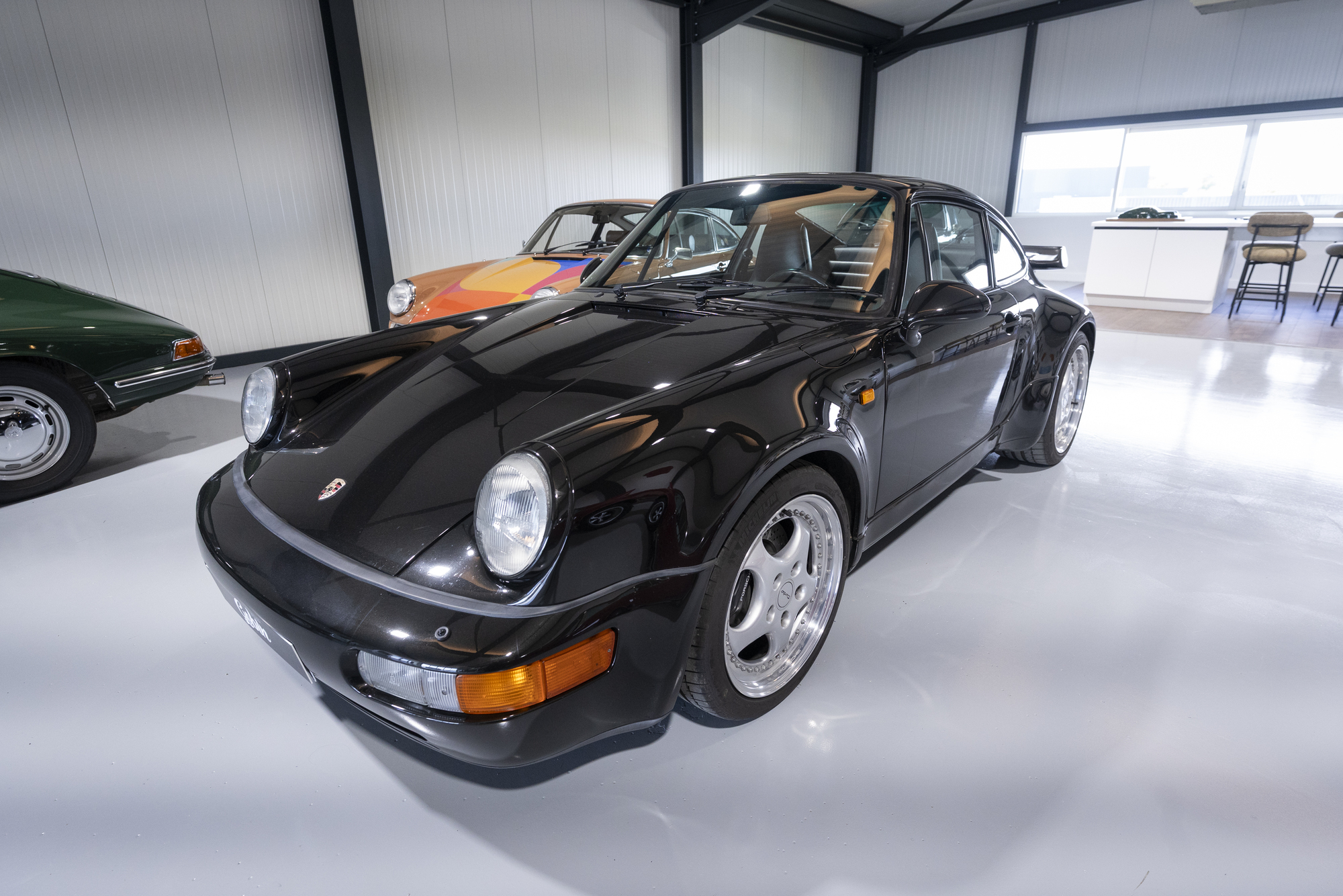 Porsche-964-Turbo (10)